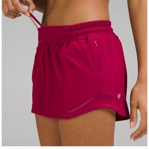 Size 6 lululemon hottie hot shorts